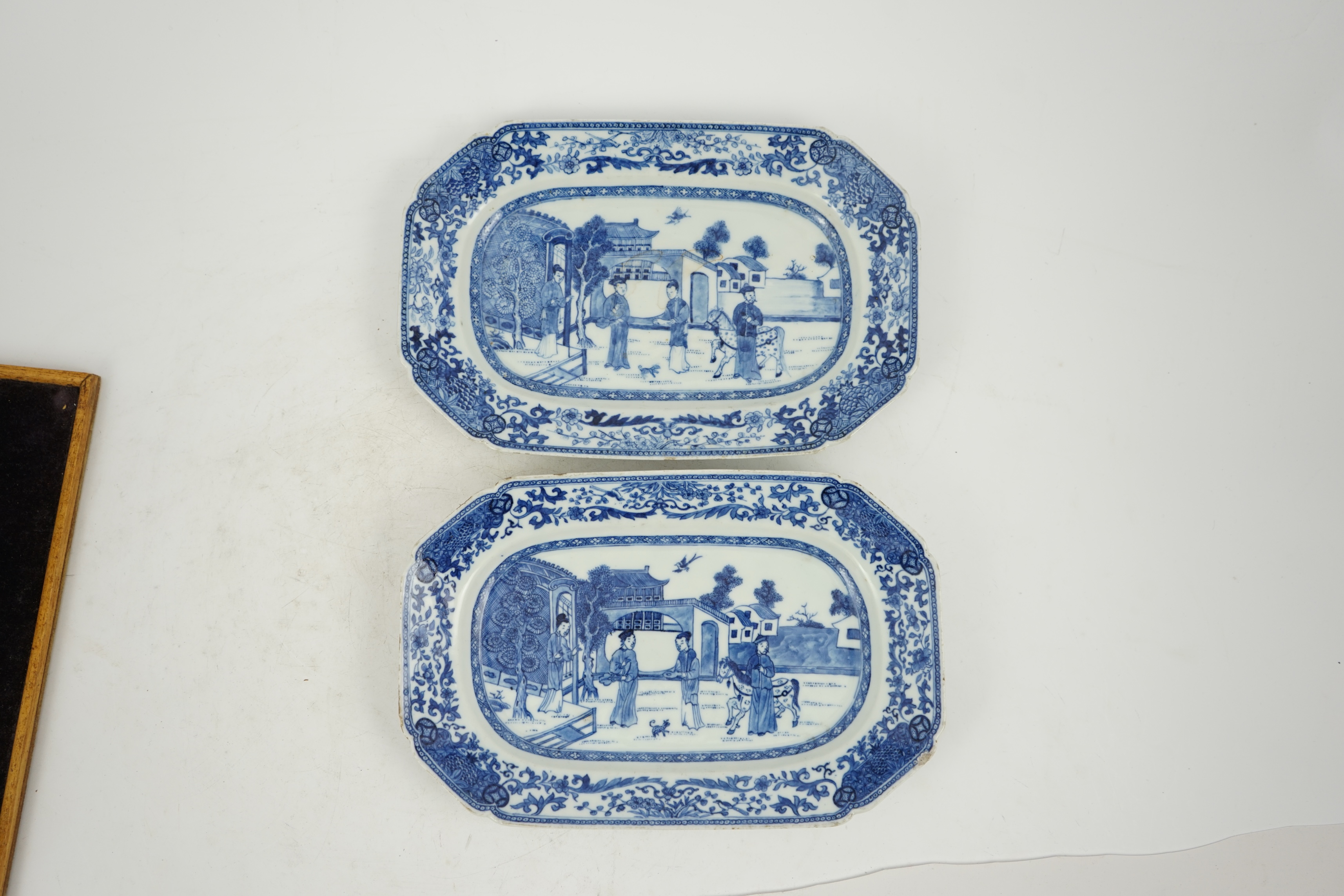 A pair of small Chinese blue and white small serving dishes, Qianlong period